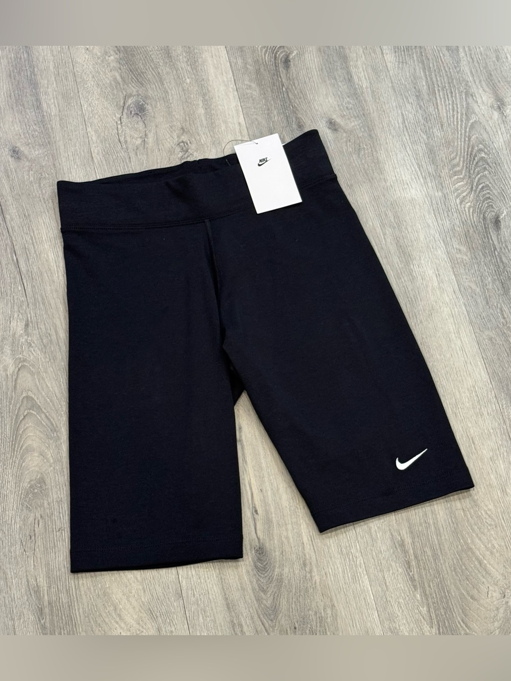 Nike Casual Black Athletic Tight Fit Mid Rise Short Length Workout Biker Shorts